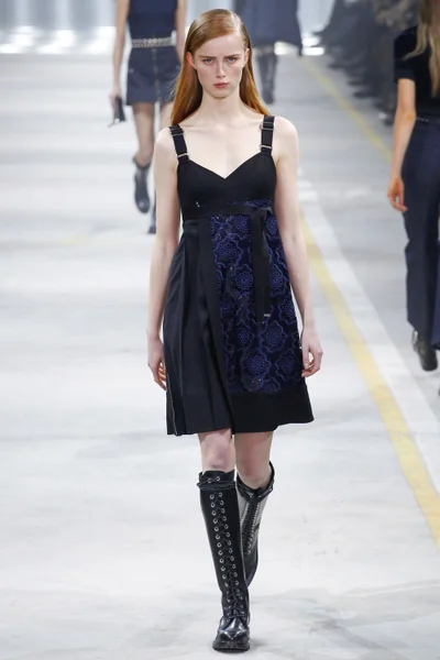 Look 8